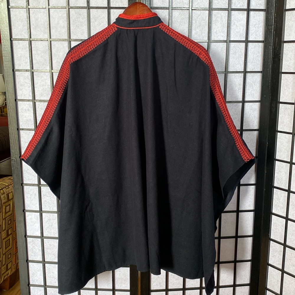 Moroccan Embroidered Cape - Picture 6 of 6